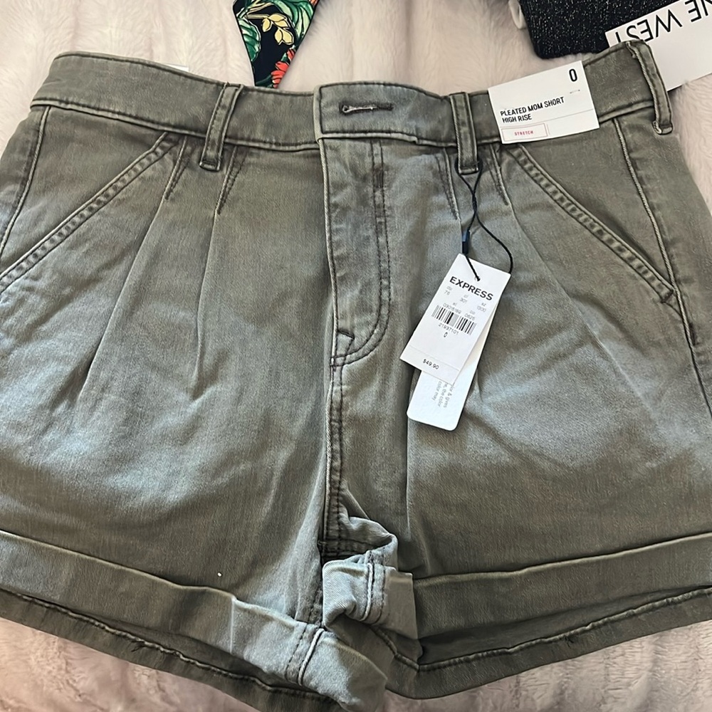 Express shorts